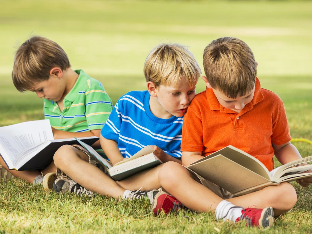 Children on bicycles: 5 books for young cyclists