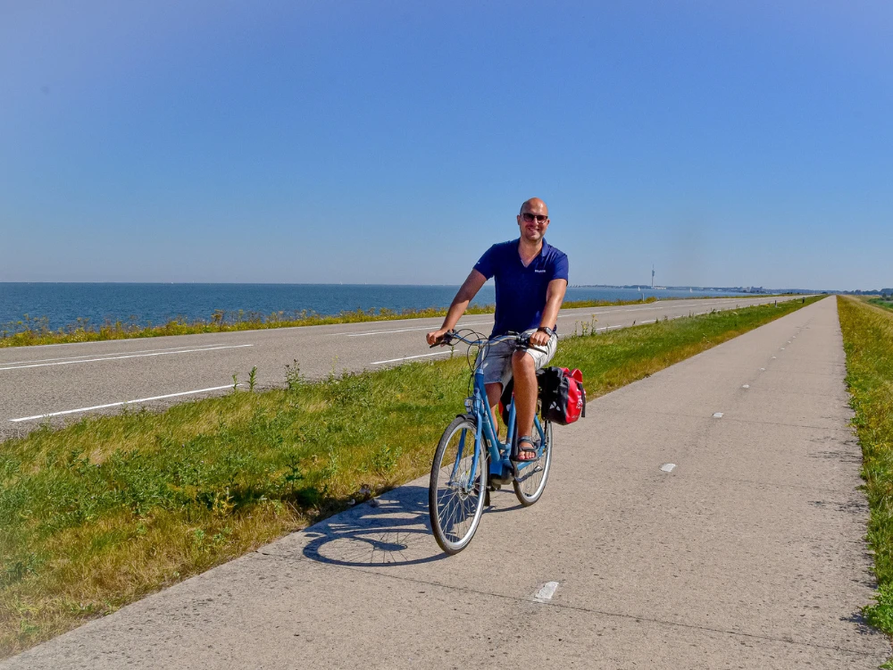 How to Plan a Bike Tour: A Complete Step-by-Step Guide for Your First Cycling Holiday