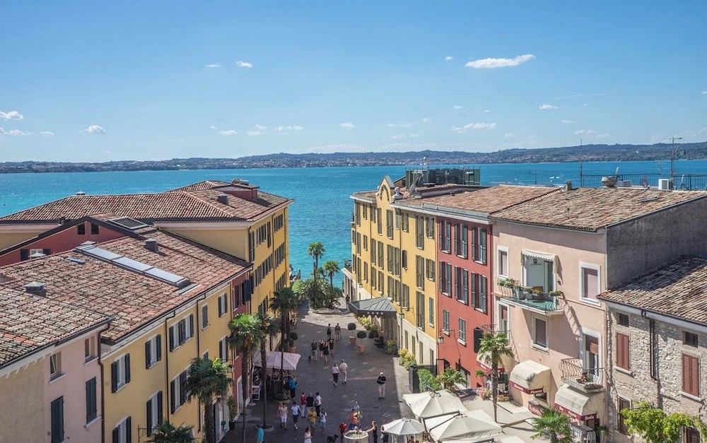 Lake Garda: how to discover it by bike or on foot