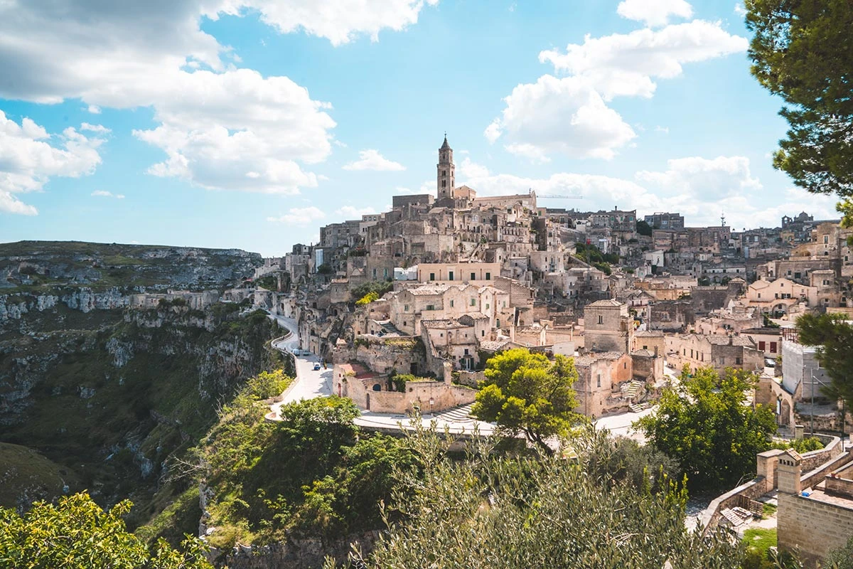 Matera by bike: itinerary to discover the city