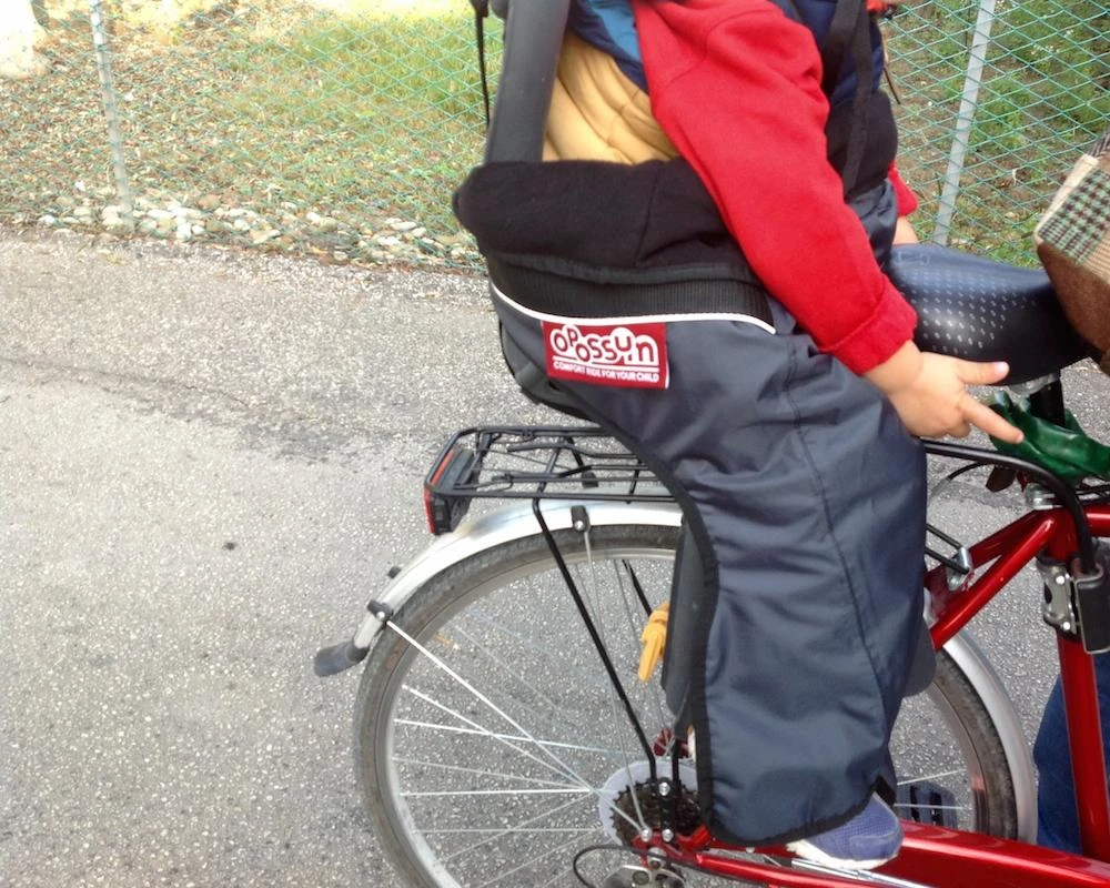 pedal-in-winter-child-followed-can-what-market-proposes image