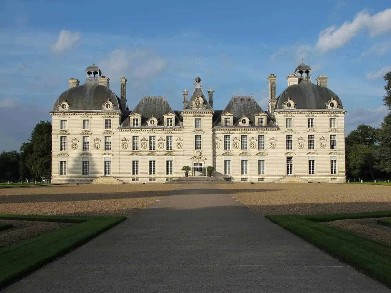 Loire Family Cycling: From Blois to Amboise loire-family-cycling-from-blois-to-amboise