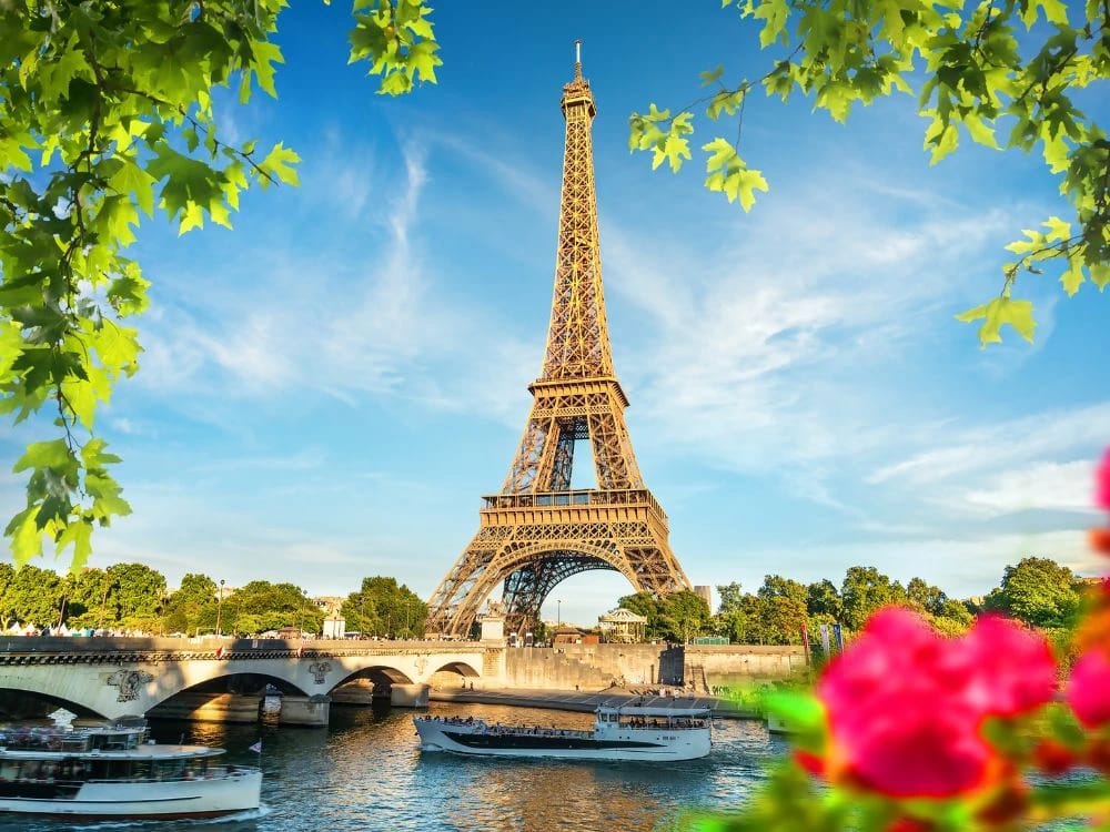 veloscenie-paris-to-mont-saint-michel-by-bike