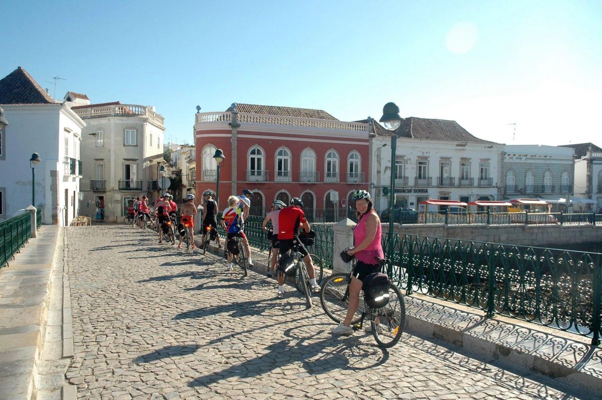 wild-algarve-cycling-tour