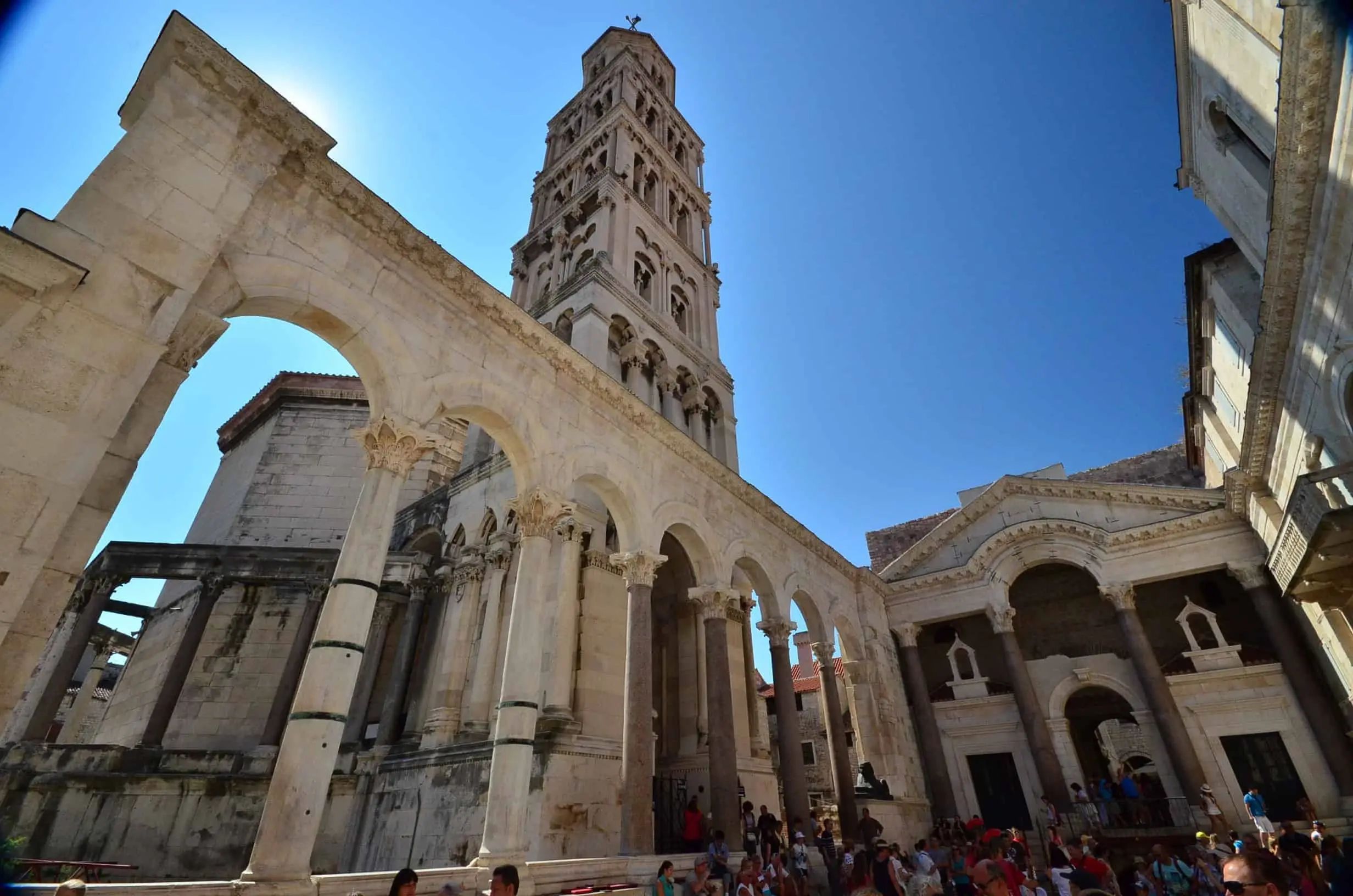 islandhopping-by-boat-bike-southern-dalmatia-fromto-trogir
