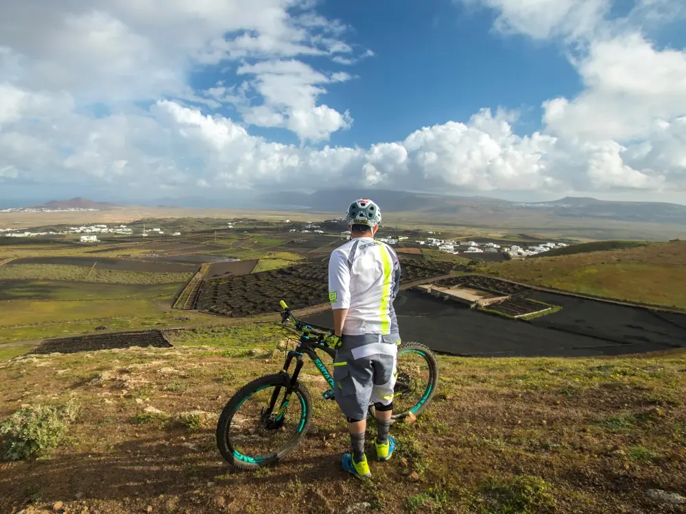 lanzarote-land-of-the-volcanoes