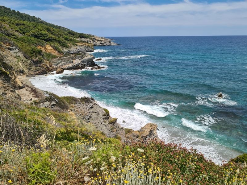 mamma-mia-islands-sporades-boat-ebike