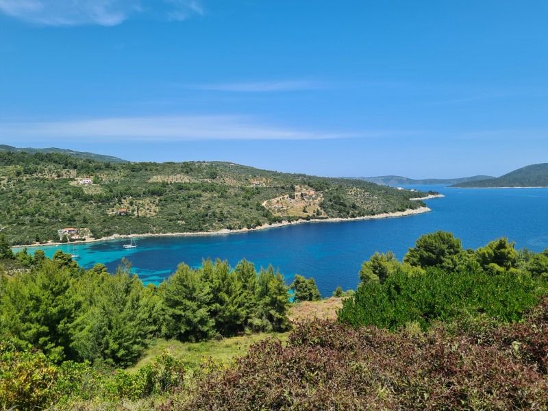 mamma-mia-islands-sporades-boat-ebike
