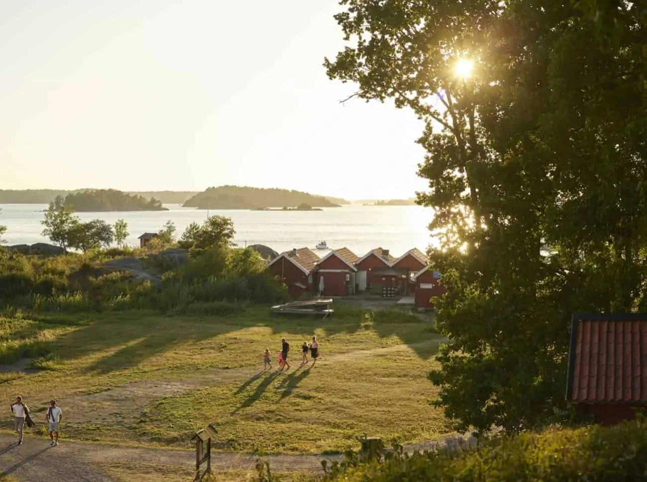 stockholm-island-hopping-cycling-tour