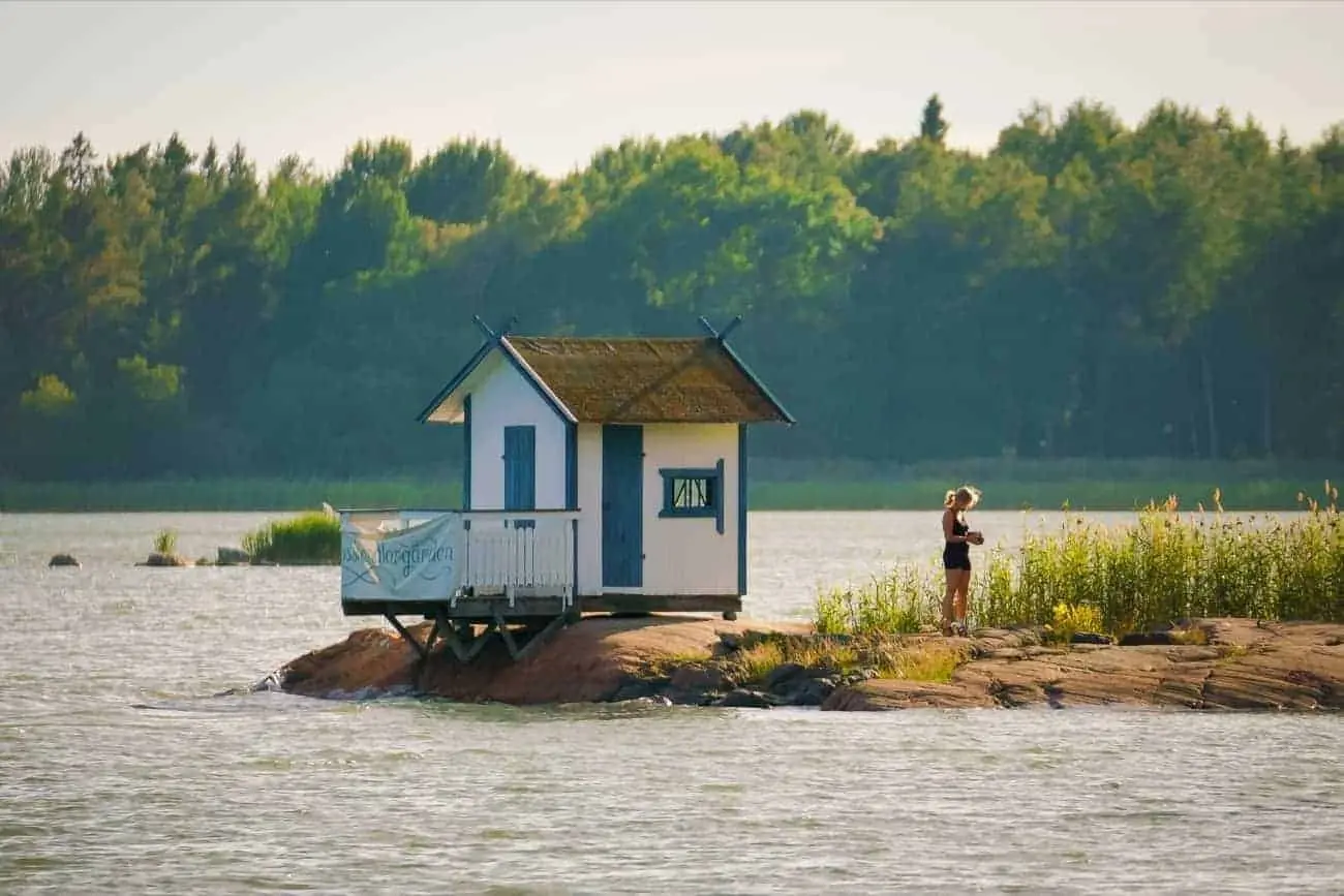 stockholm-island-hopping-cycling-tour