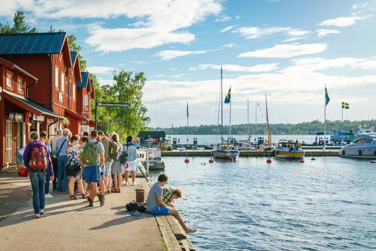 stockholm-island-hopping-cycling-tour